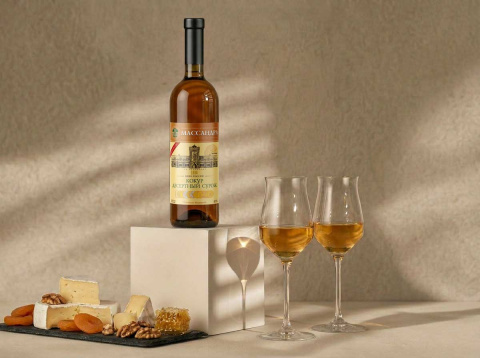 «Кокур десертный Сурож» теперь в «Красном и Белом»