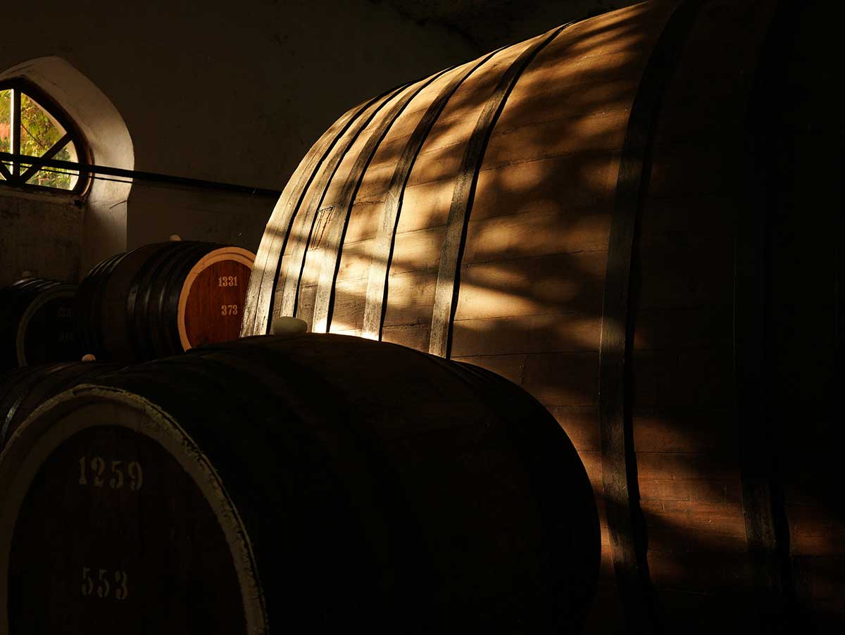 Вино тихое крепленое